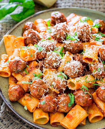 Rigatoni con Polpette and Arrabbiata Sauce