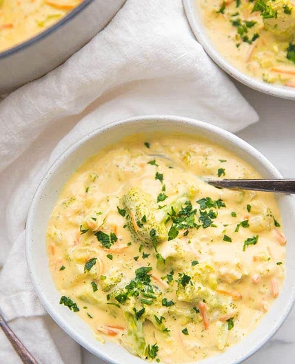 Cheesy Vegan Broccoli Soup (Whole30, Paleo, Dairy Free)