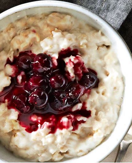 Porridge with Blueberry Compote