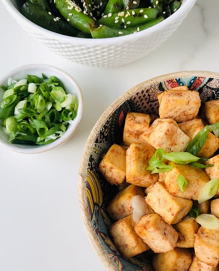GINGER SRIRACHA TOFU