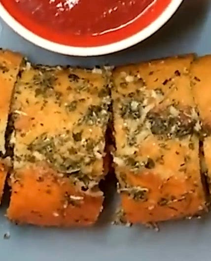 Garlic Bread Plus🥖🧀🧄