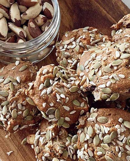 Apple, banana & nut wholesome muffins