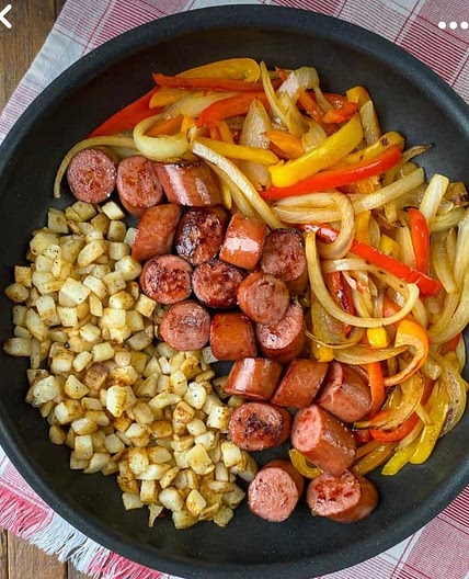Pepper potato sausage skillet (THM E)