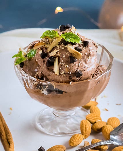 Only 3 ingredient chocolate Ice-Cream (Dessert)