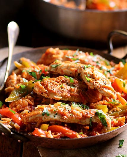 One Pot Spanish Chicken & Rice