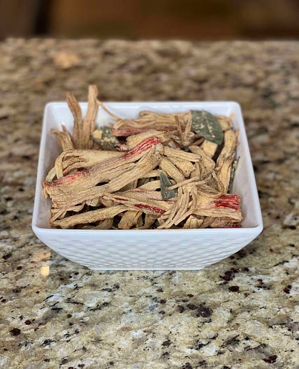 Air fried protein chips: salted egg yolk crab stick chips
