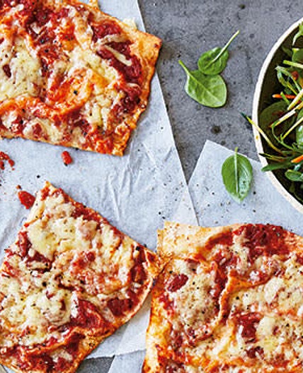 Mountain bread pizza