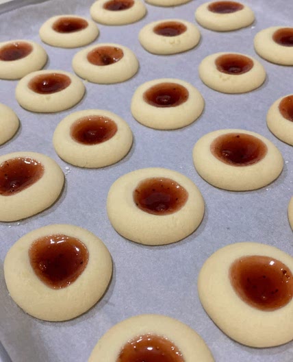 Strawberry thumbprint cookie