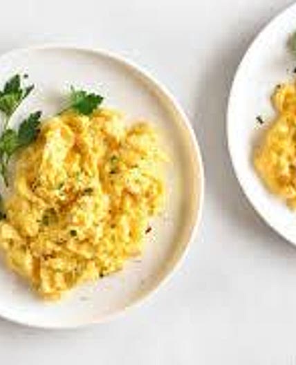 Basil scrambled eggs