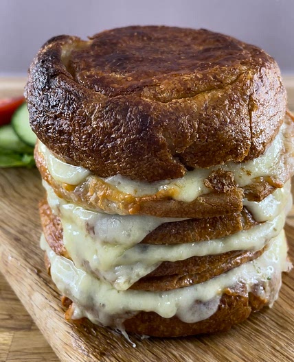 Cheesy Garlic Yorkshire Puddings 