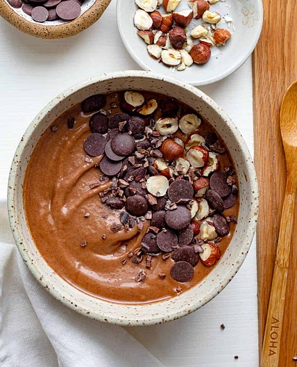 Chocolate Hazelnut Smoothie Bowl