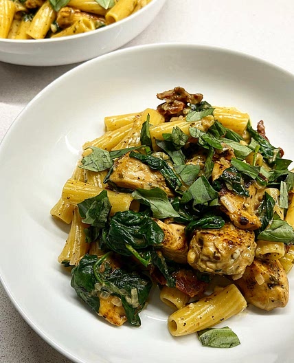 Creamy Chicken & Tomato Pasta