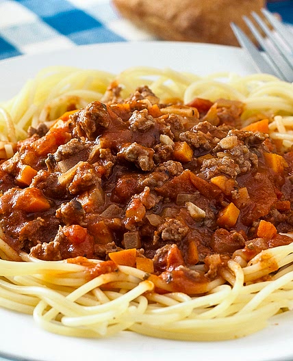Microwave spaghetti bolognese
