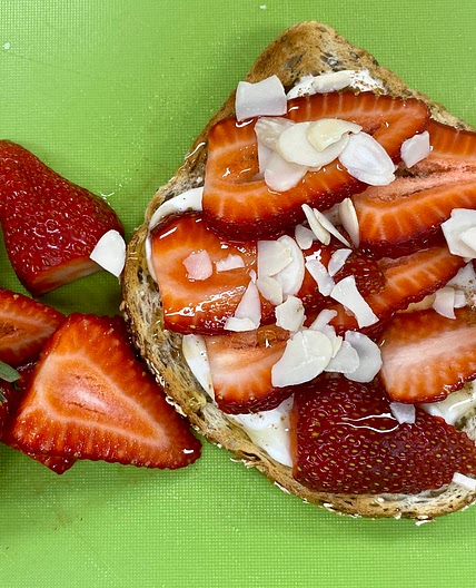 Strawberry Toast