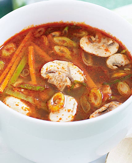 Hot and sour vegetable soup