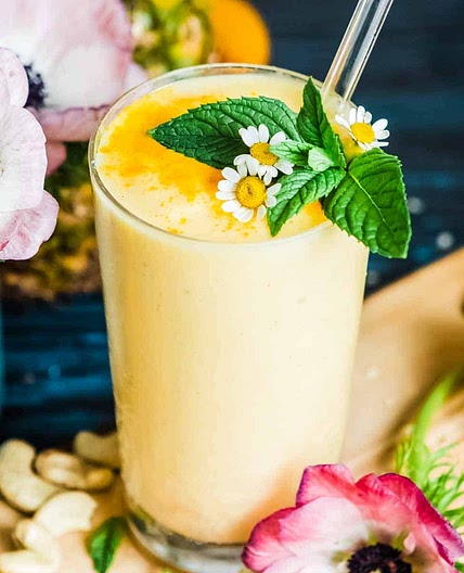 Healthy Pineapple Smoothie