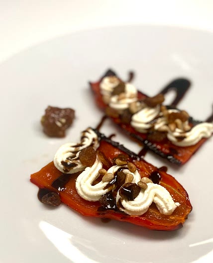 Rosted peppers with creamy goat cheese