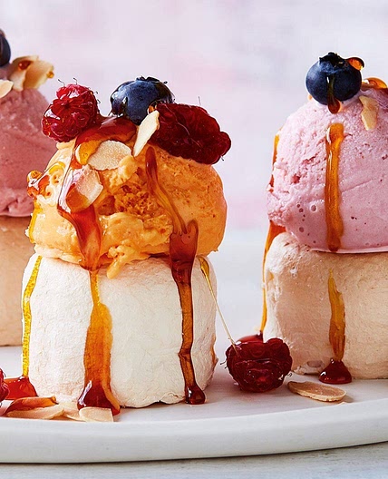 Mini pavlovas with gelato recipe