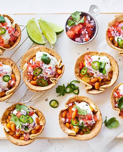 Pie maker taco cups
