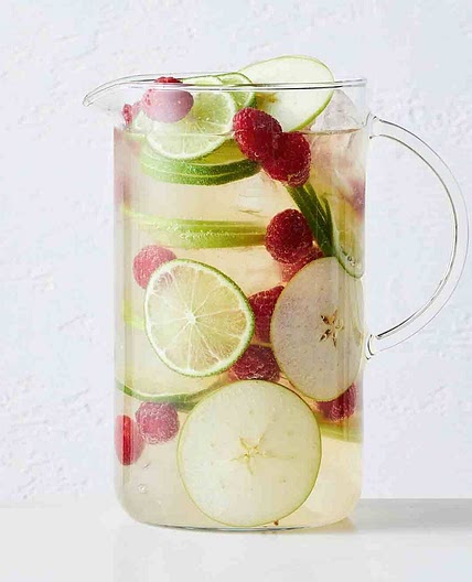 White Christmas sangria recipe