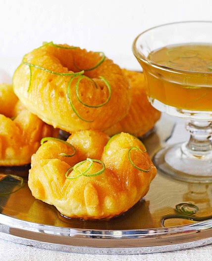 Fruity rum babas
