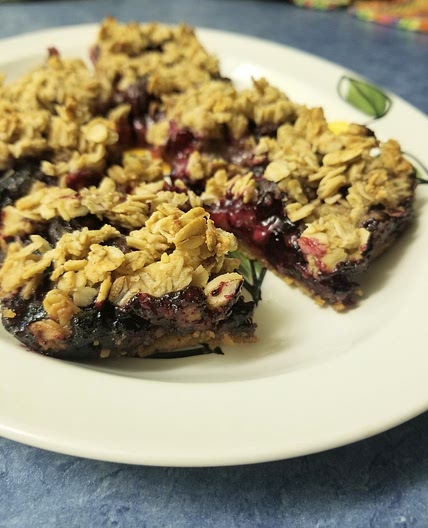 Blueberry crumble cookies