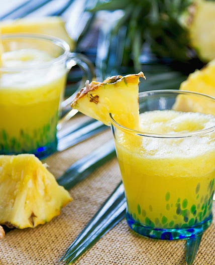 Pineapple and Ginger Smoothie for Pain and Inflammation