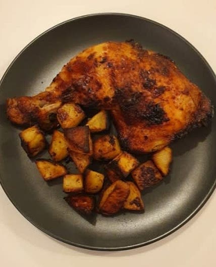 Baked Chicken Leg & Crispy Potatoes