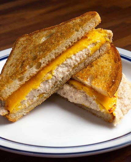 Easy Diner-Style Tuna Melt Recipe