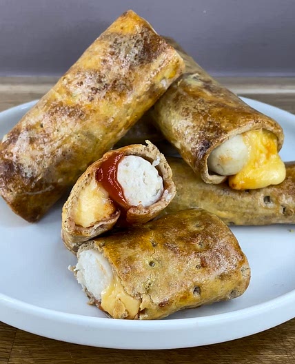 Simple Cheesy Sausage Rolls 