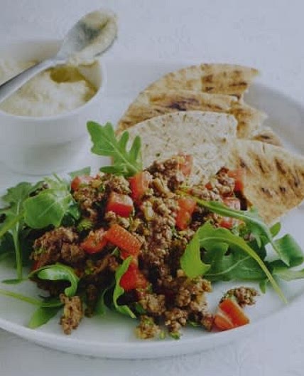 Marokkaans lamsgehakt met hummus