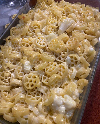 Cauliflower cheese Pasta Bake