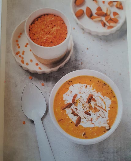 Velouté de carottes et de lentilles corail