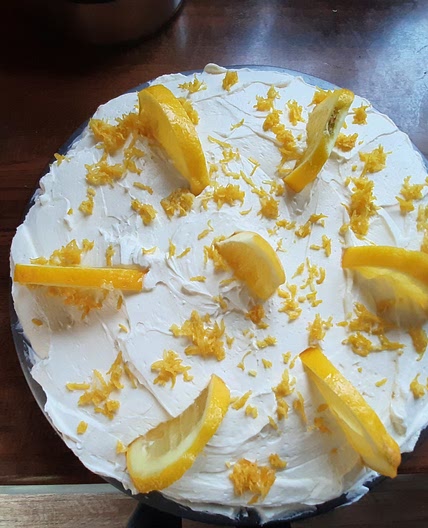 Lemon cheesecake