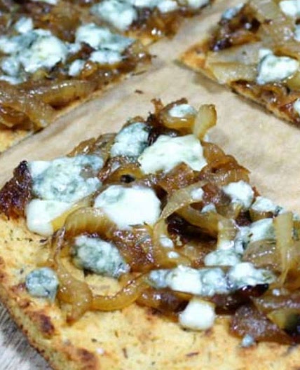 Boboli Pizza Carmelized Onions & Gorgonzola 