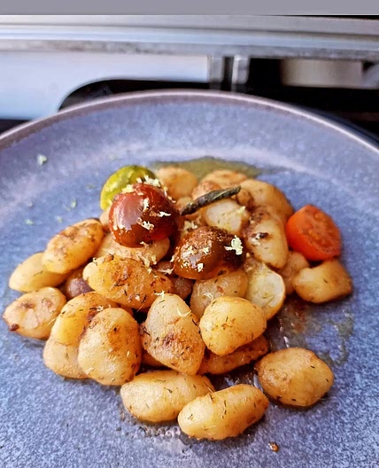 Burnt butter anchovy pasta