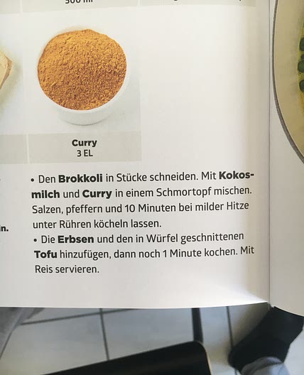 Grünes brokkoli-curry