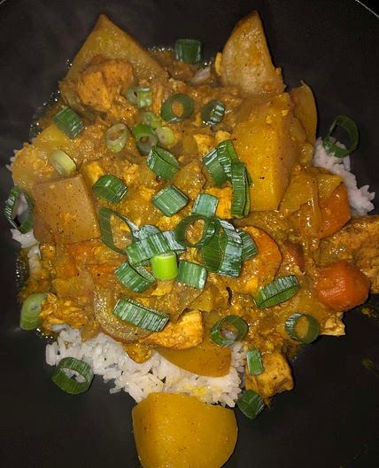 Slow cooker mild chicken curry 