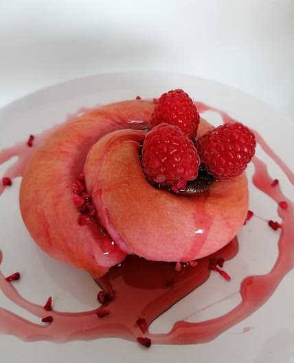 Raspberry pastry 👌😜!