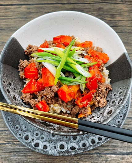 Tomato Sukiyaki Bowl