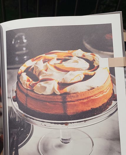 Coffee Cheesecake with Coffee Syrup