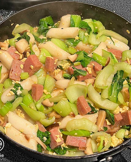 Ningbo Stir Fry Rice Cakes