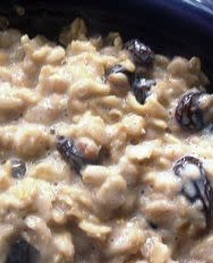 Apple and Raisin Porridge