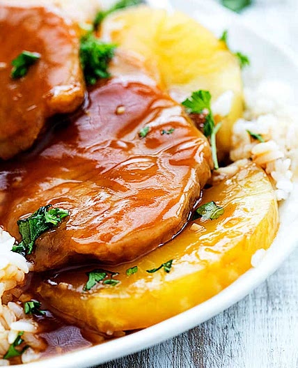 Slow Cooker Hawaiian Pork Chops