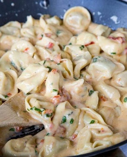 Tomato-Basil Tortellini