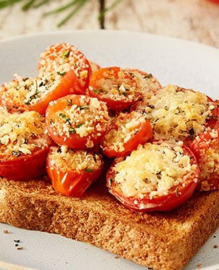 Baked tomatoes on toast