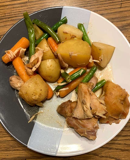 Slow Cooker Honey Garlic Chicken and Veggies