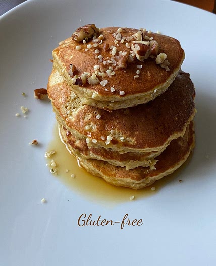 Gluten-free banana pancakes