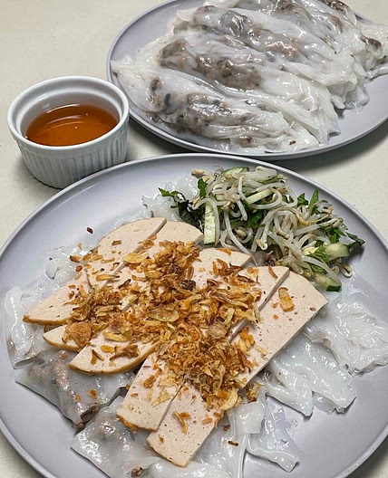 Bánh Cuốn - Vietnamese Pork Rice Rolls