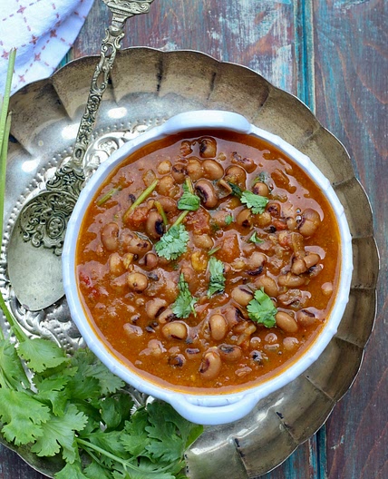 Rongi- Black eyed beans curry